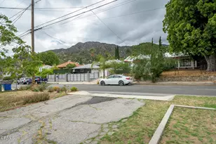 10611 Redmont Ave, Tujunga, CA 91042 - Photo 21