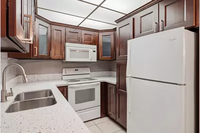 1015 N Michillinda Avenue #304, Pasadena, CA 91107 - Photo 17