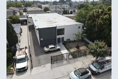 6722 Troost Avenue, Los Angeles, CA 91606 - Photo 3