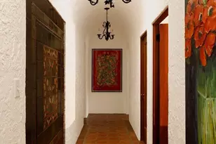 201 La Vereda Rd, Pasadena, CA 91105 - Photo 13