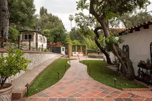 201 La Vereda Rd, Pasadena, CA 91105 - Photo 39