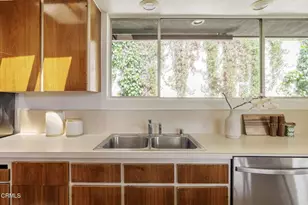 1600 Sunset Plaza Dr, Los Angeles, CA 90069 - Photo 13