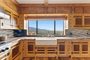 988 Glen Oaks Blvd, Pasadena, CA 91105 - Photo 23