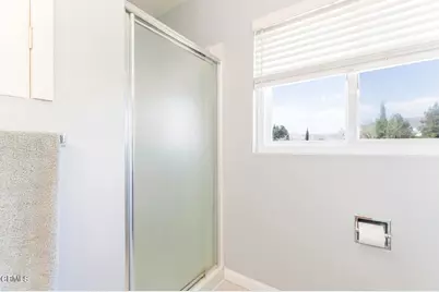 10272 Willow Springs Lane, Sunland, CA 91040 - Photo 33