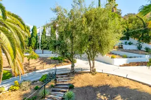 10272 Willow Springs Ln, Sunland, CA 91040 - Photo 63