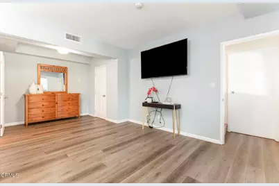 10272 Willow Springs Lane, Sunland, CA 91040 - Photo 23