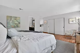 657 S Marengo Ave, Pasadena, CA 91106 - Photo 23