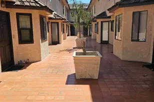 12330 Magnolia Blvd, Valley Village, CA 91607 - Photo 5