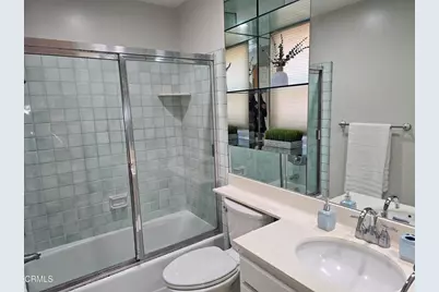 12330 Magnolia Boulevard #106, Valley Village, CA 91607 - Photo 37
