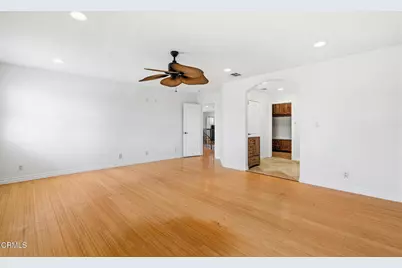 2546 Commerce Way, Commerce, CA 90040 - Photo 21