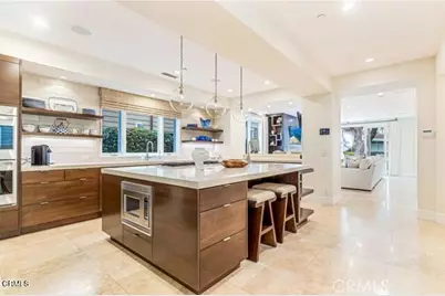 218 Narcissus Avenue, Newport Beach, CA 92625 - Photo 3