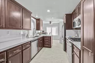 22522 Petra, Mission Viejo, CA 92692 - Photo 17