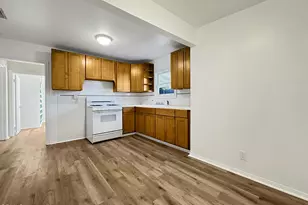 10230 Jardine Ave, Sunland, CA 91040 - Photo 3