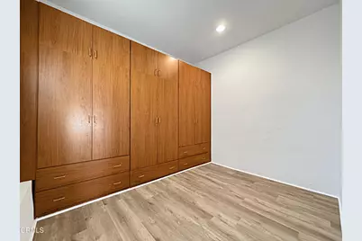 10230 Jardine Avenue, Sunland, CA 91040 - Photo 17