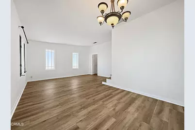 10230 Jardine Avenue, Sunland, CA 91040 - Photo 19