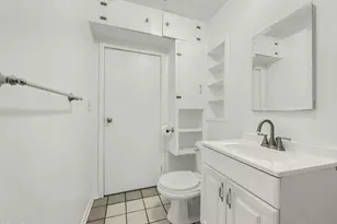 10230 Jardine Ave, Sunland, CA 91040 - Photo 11