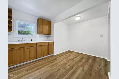 10230 Jardine Avenue, Sunland, CA 91040 - Photo 7