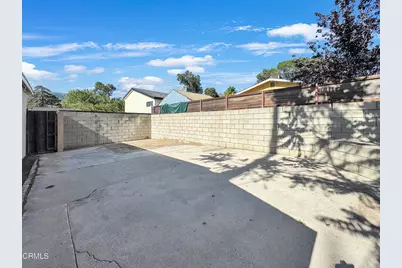 10230 Jardine Avenue, Sunland, CA 91040 - Photo 21