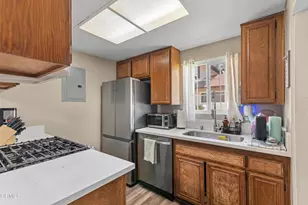 1124 W Calle Del Sol, Azusa, CA 91702 - Photo 11