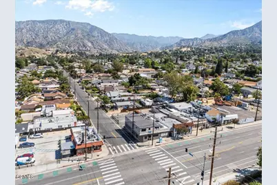 7969 Foothill Boulevard #7969, Los Angeles, CA 91040 - Photo 29
