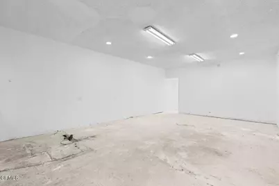 7969 Foothill Boulevard #7969, Los Angeles, CA 91040 - Photo 19