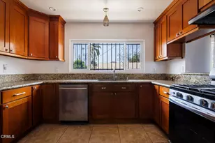1839 W 35th Pl, Los Angeles, CA 90018 - Photo 19