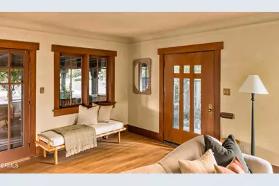 1785 N Los Robles Avenue, Pasadena, CA 91104 - Photo 5
