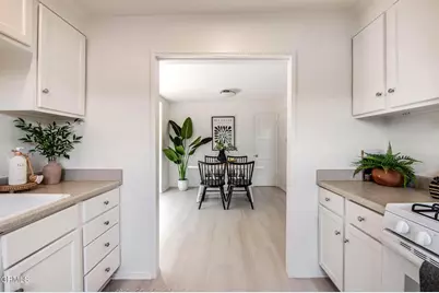 1260 Marthas Vineyard Court, Ventura, CA 93001 - Photo 17