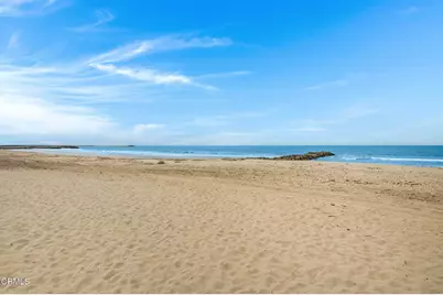 1260 Marthas Vineyard Court, Ventura, CA 93001 - Photo 33