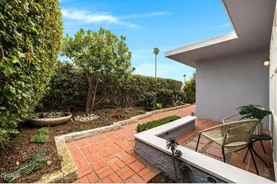 1260 Marthas Vineyard Court, Ventura, CA 93001 - Photo 7