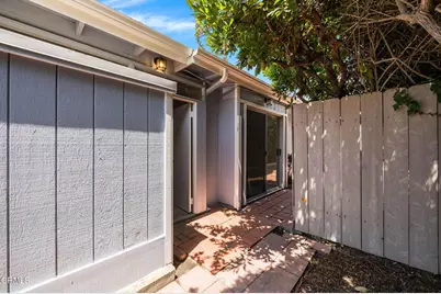 1260 Marthas Vineyard Court, Ventura, CA 93001 - Photo 31