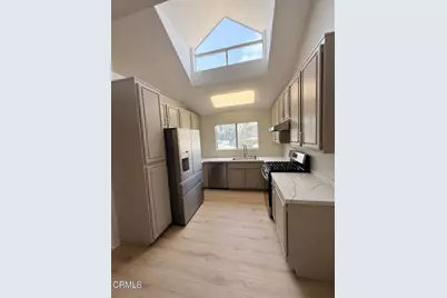 614 Venice Way #210, Inglewood, CA 90302 - Photo 3