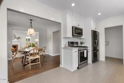 1102 Bella Vista Avenue, Pasadena, CA 91107 - Photo 11