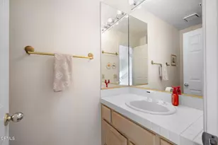 925 Calle La Primavera, Glendale, CA 91208 - Photo 17