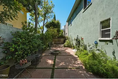 5236 Bellingham Avenue, Los Angeles, CA 91607 - Photo 53