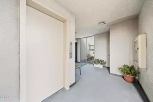 284 S Madison Ave, Pasadena, CA 91101 - Photo 3