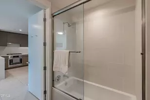889 Francisco St, Los Angeles, CA 90017 - Photo 27