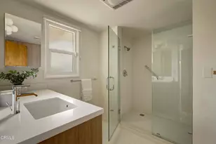 390 San Juan Pl, Pasadena, CA 91107 - Photo 17