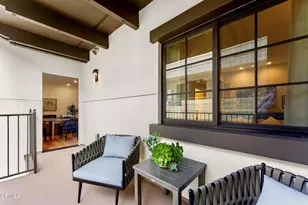 139 S Oak Knoll Ave, Pasadena, CA 91101 - Photo 15