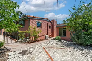 2300 El Moreno St, La Crescenta, CA 91214 - Photo 61