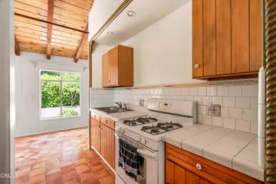 2300 El Moreno Street, La Crescenta, CA 91214 - Photo 47