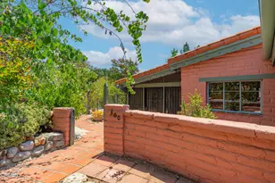 2300 El Moreno St, La Crescenta, CA 91214 - Photo 3
