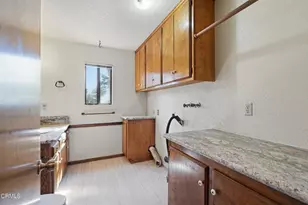 963 Jungfrau Dr, Crestline, CA 92325 - Photo 29