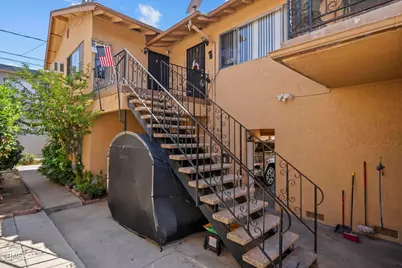 2120 W Victoria Avenue, Montebello, CA 90640 - Photo 11