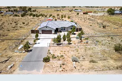 22422 Roundup Way, Apple Valley, CA 92308 - Photo 37
