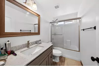 22422 Roundup Way, Apple Valley, CA 92308 - Photo 15