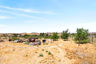 22422 Roundup Way, Apple Valley, CA 92308 - Photo 29