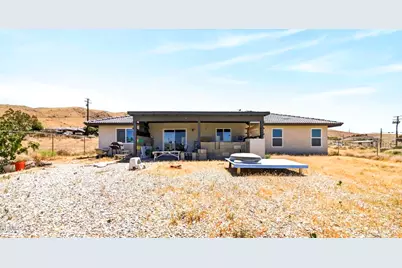 22422 Roundup Way, Apple Valley, CA 92308 - Photo 25