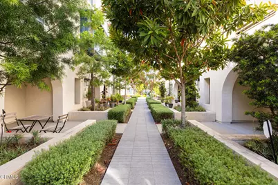 2931 W Exposition Place #1, Los Angeles, CA 90018 - Photo 19