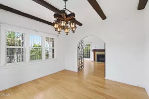 3911 De Longpre Ave, Los Angeles, CA 90027 - Photo 15